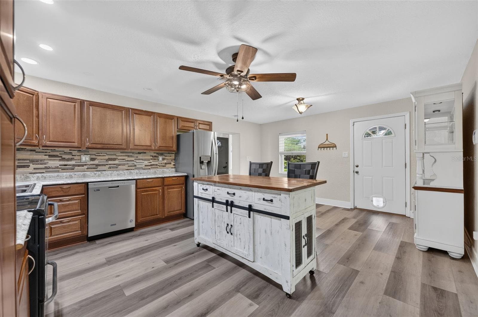 Duplex at 20963 E COLONIAL DR, CHRISTMAS, photo 19 of 68