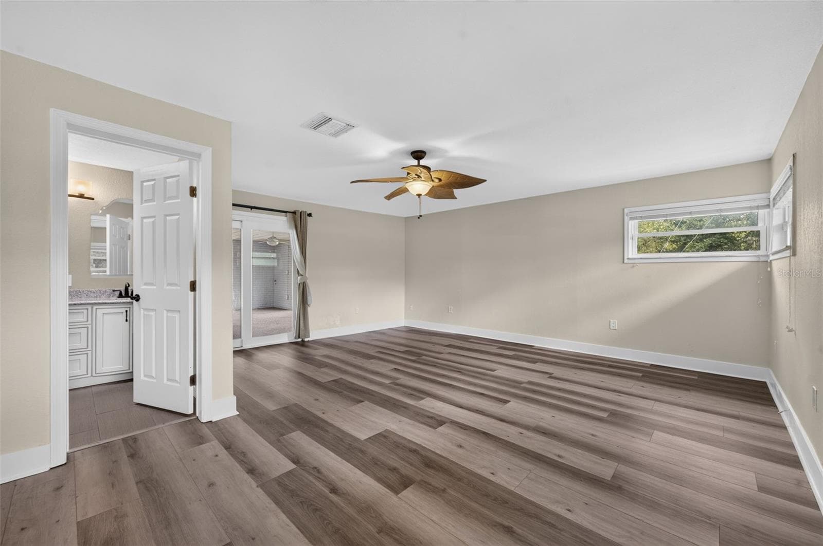 Duplex at 20963 E COLONIAL DR, CHRISTMAS, photo 29 of 68