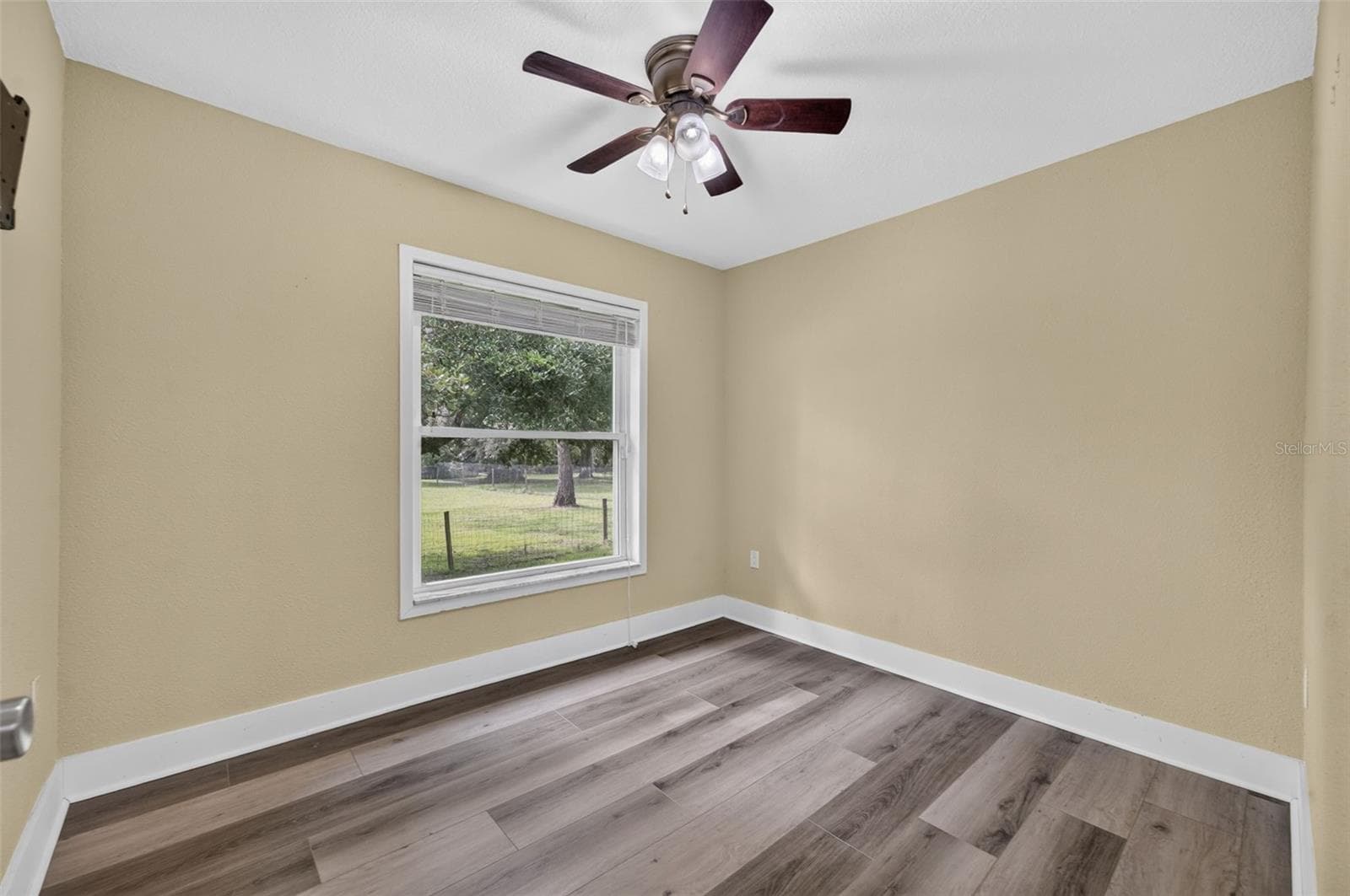 Duplex at 20963 E COLONIAL DR, CHRISTMAS, photo 35 of 68