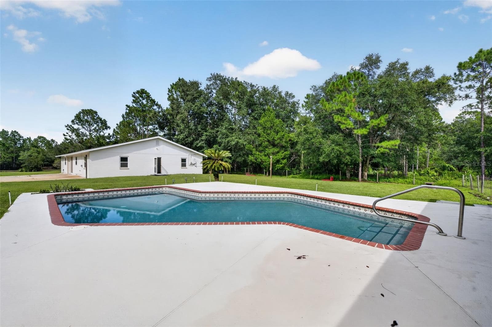 Duplex at 20963 E COLONIAL DR, CHRISTMAS, photo 44 of 68