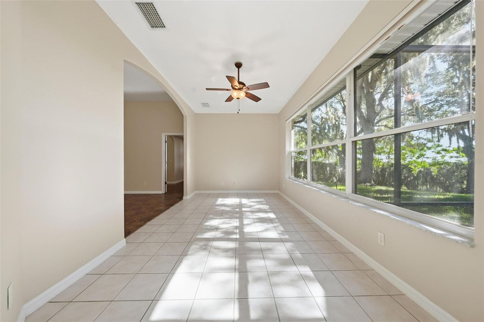 Family Room - 2852 CAPE HORN CT, TAVARES