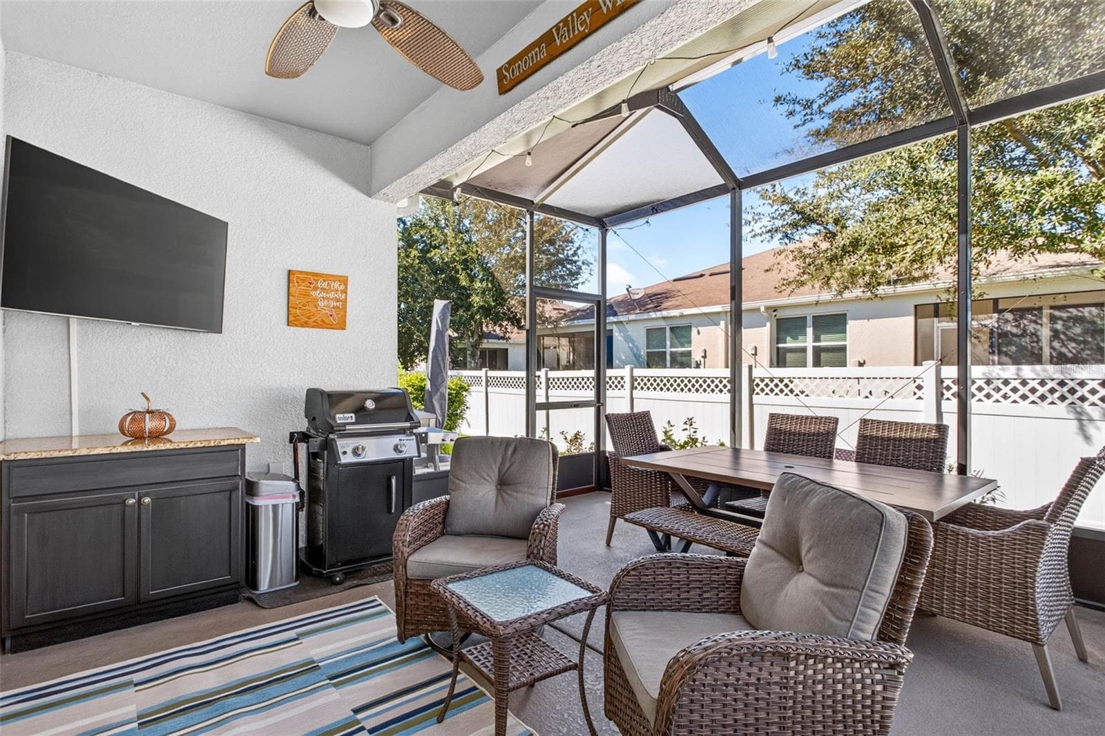 Enjoy your outdoor lanai year round! - 32835 WOODTHRUSH WAY, WESLEY CHAPEL