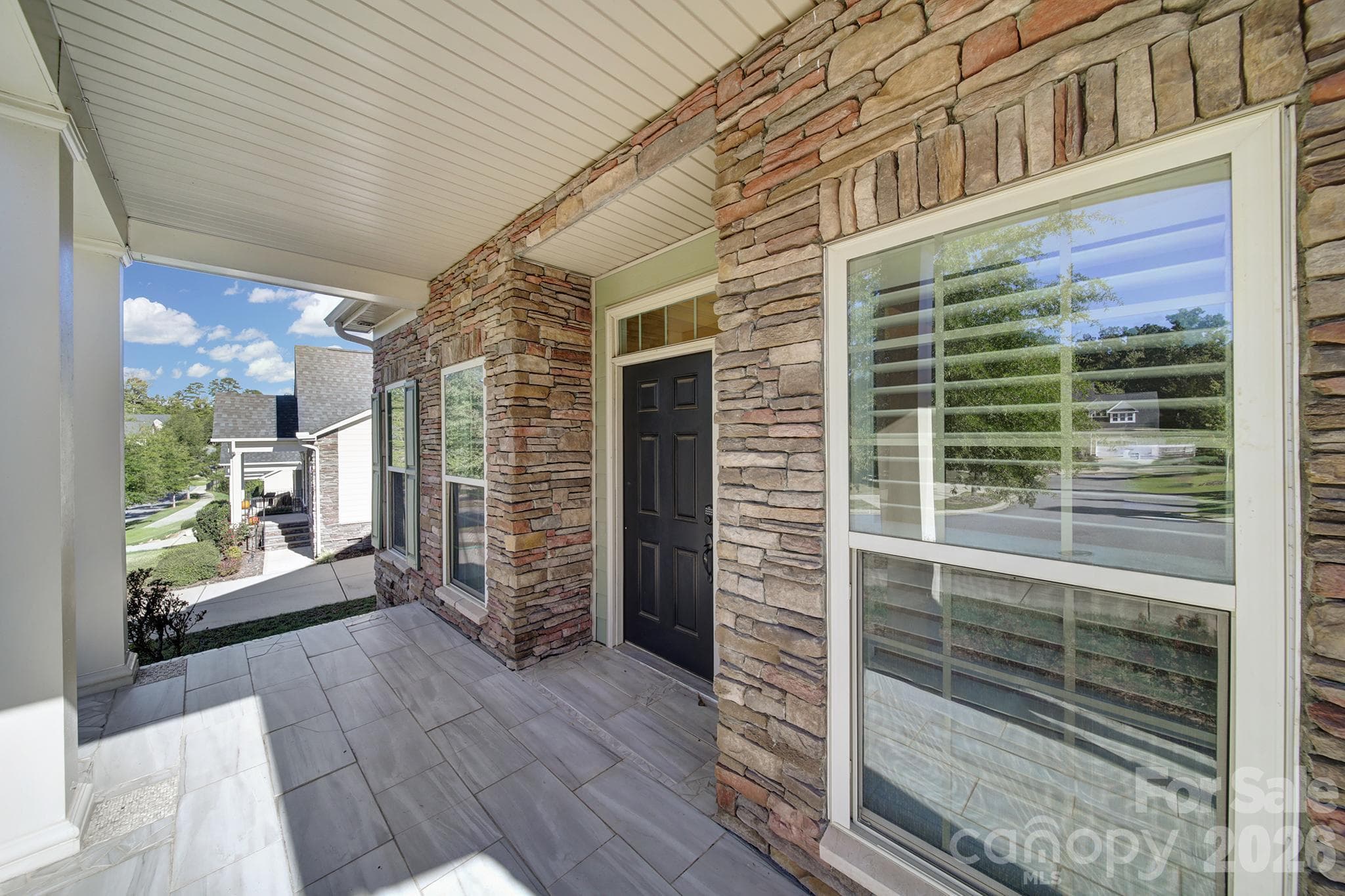 Single Family Residence at 11701 Banter Lane, Huntersville, photo 2 of 43