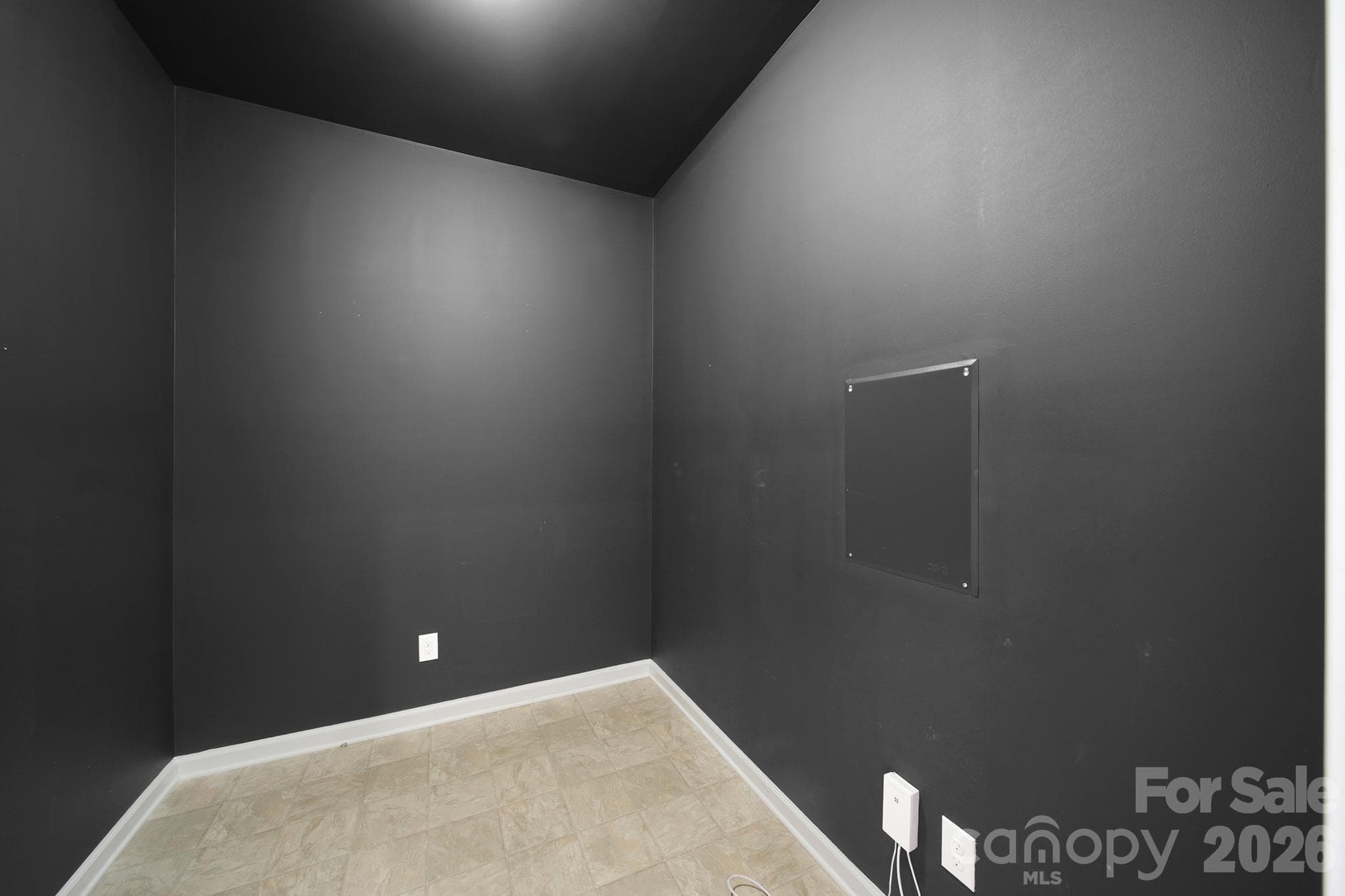 Single Family Residence at 11701 Banter Lane, Huntersville, photo 7 of 43