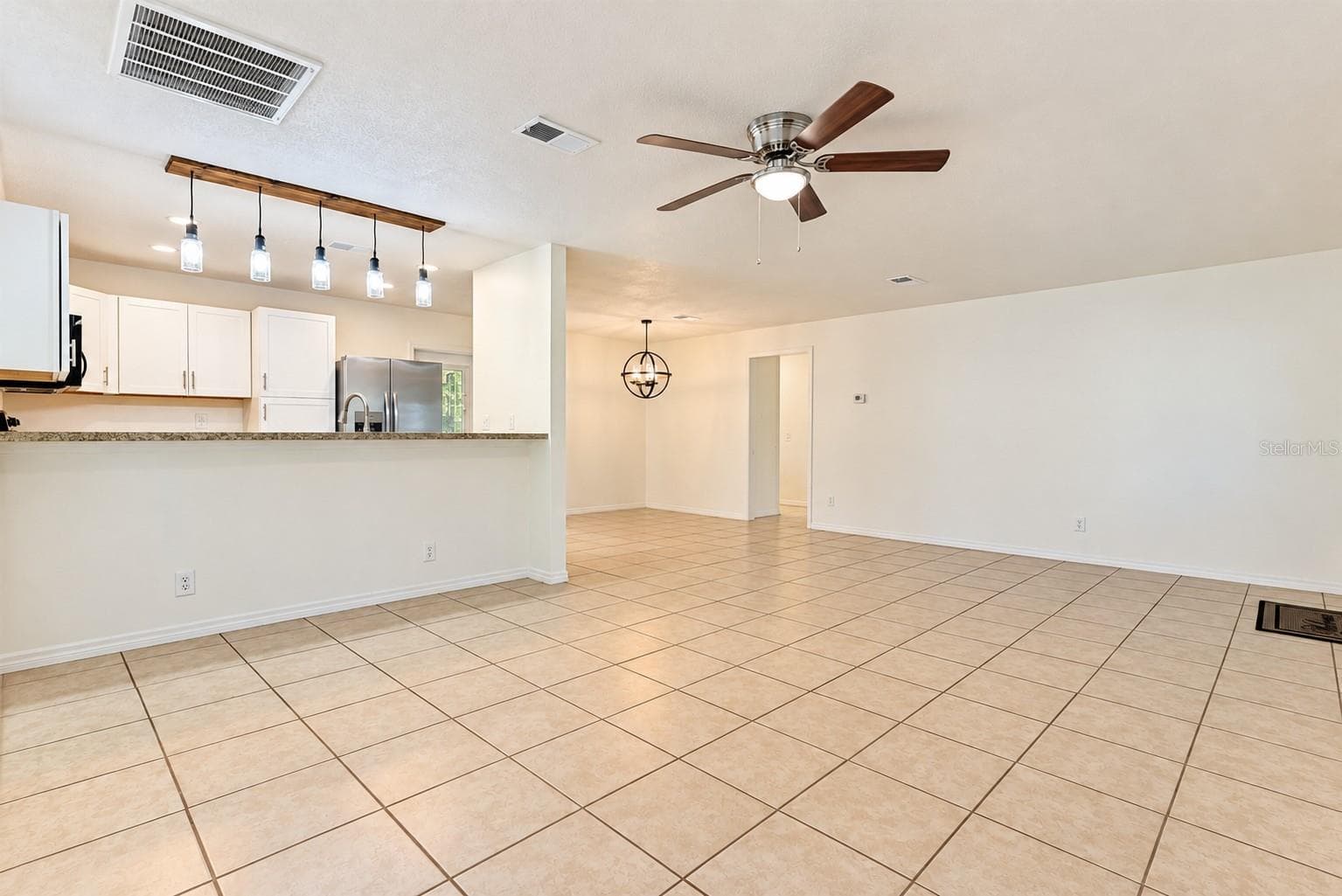 Single Family Residence at 8030 SE 153RD ST, INGLIS, photo 5 of 42
