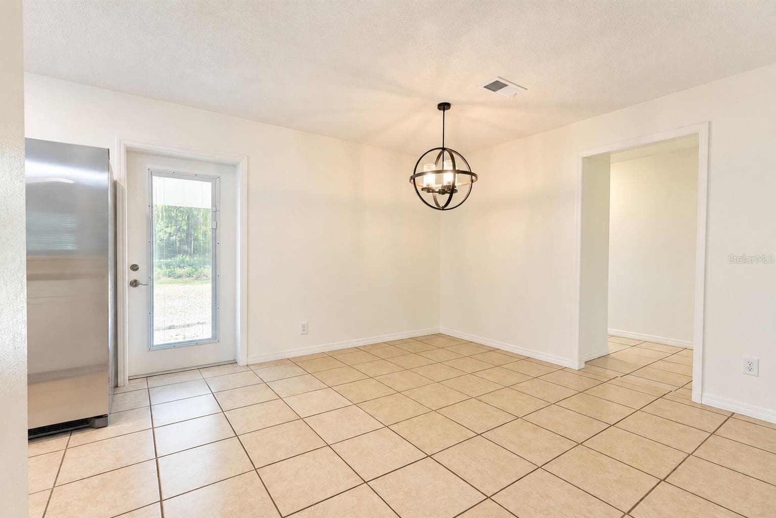 Single Family Residence at 8030 SE 153RD ST, INGLIS, photo 6 of 42