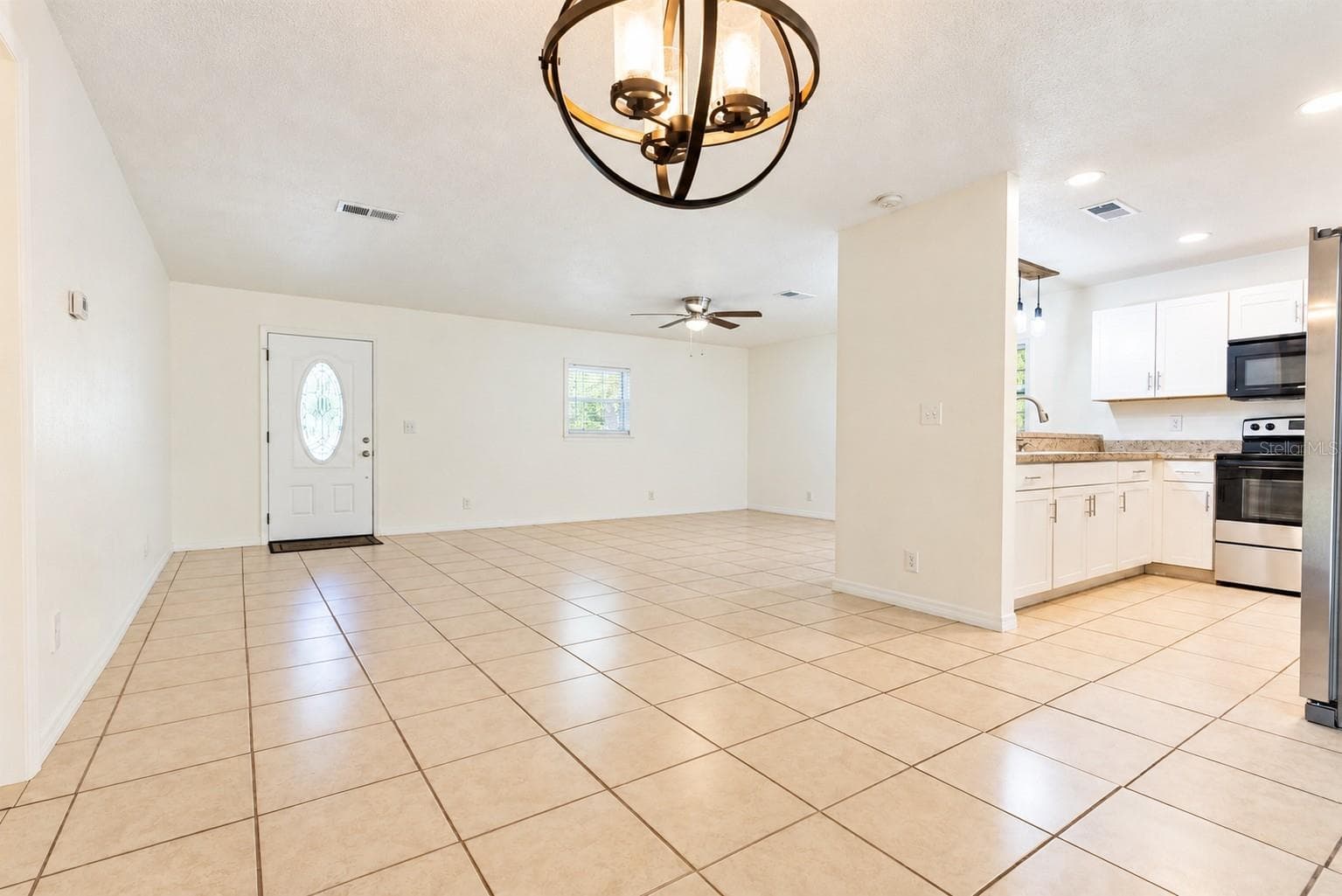 Single Family Residence at 8030 SE 153RD ST, INGLIS, photo 8 of 42