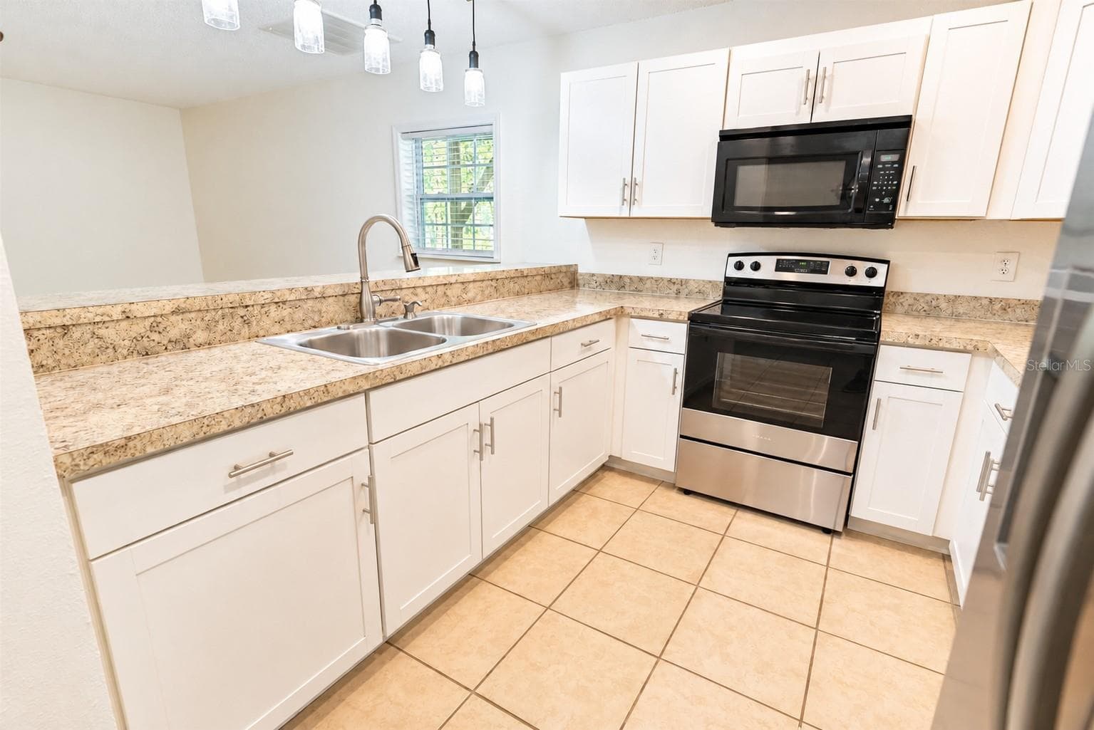 Single Family Residence at 8030 SE 153RD ST, INGLIS, photo 12 of 42