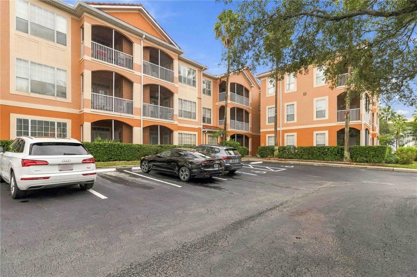 Condominium at 5000 CULBREATH KEY WAY #1-313, TAMPA, photo 21 of 79