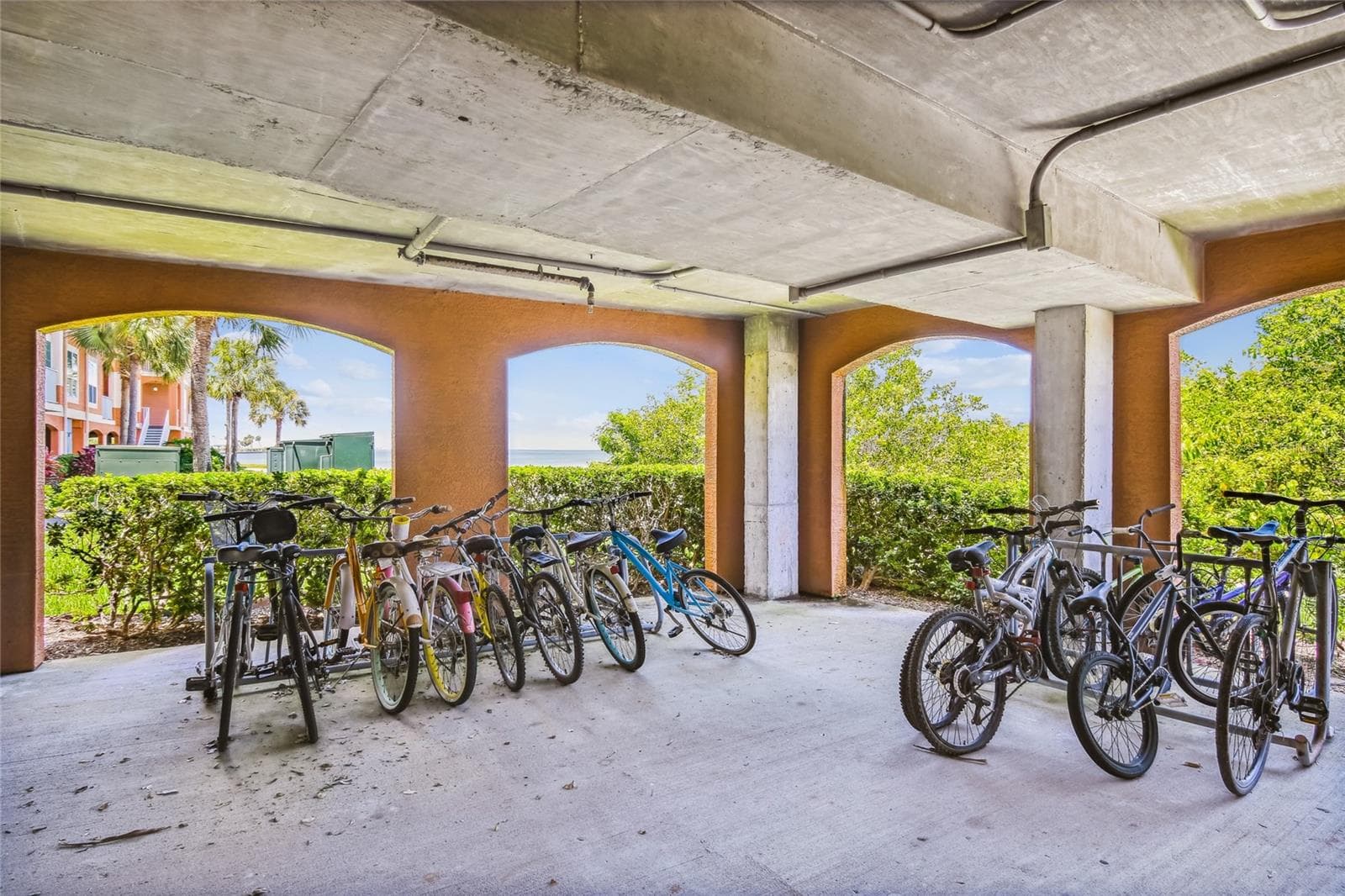 Condominium at 5000 CULBREATH KEY WAY #1-313, TAMPA, photo 48 of 79