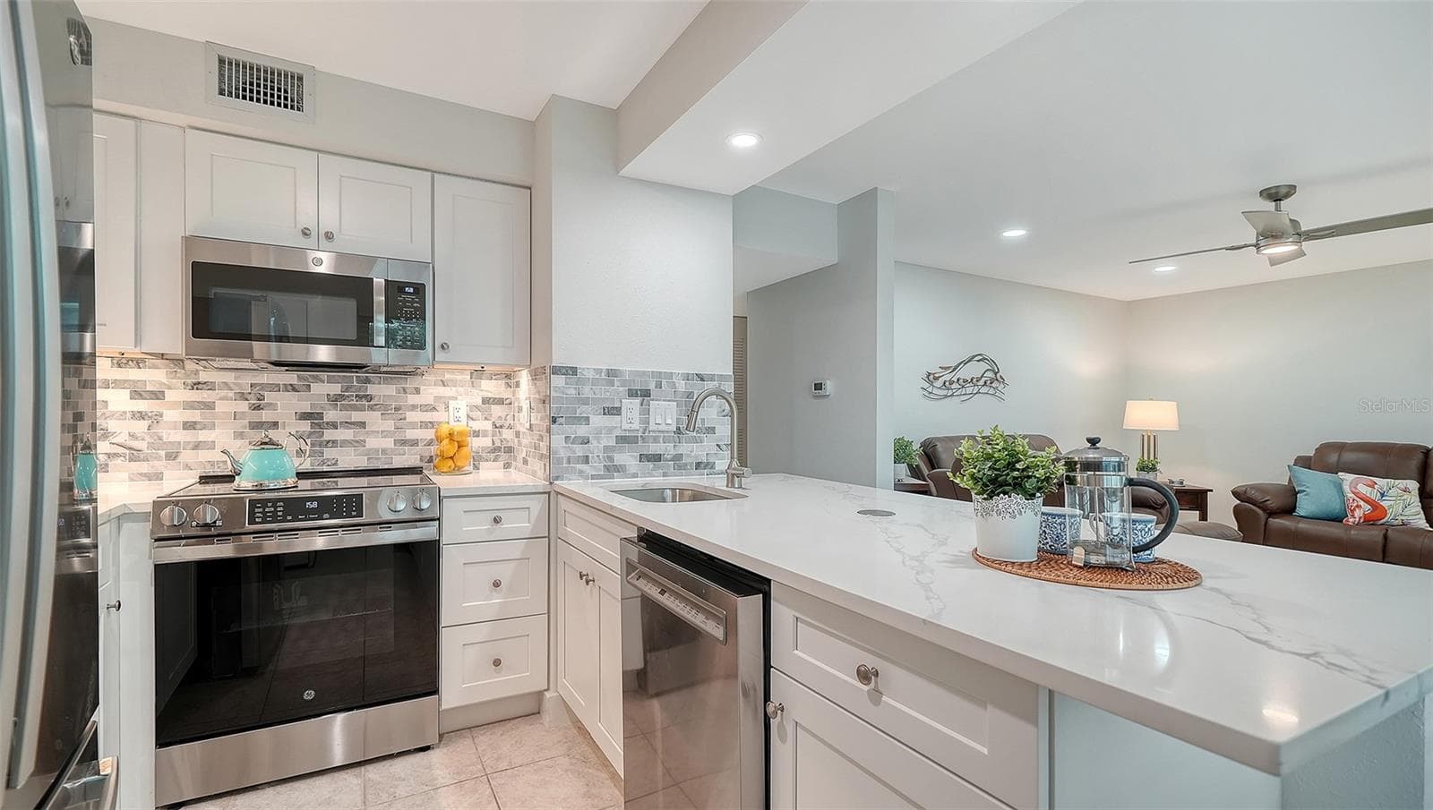 Condominium at 5950 MIDNIGHT PASS RD #201, SARASOTA, photo 10 of 30