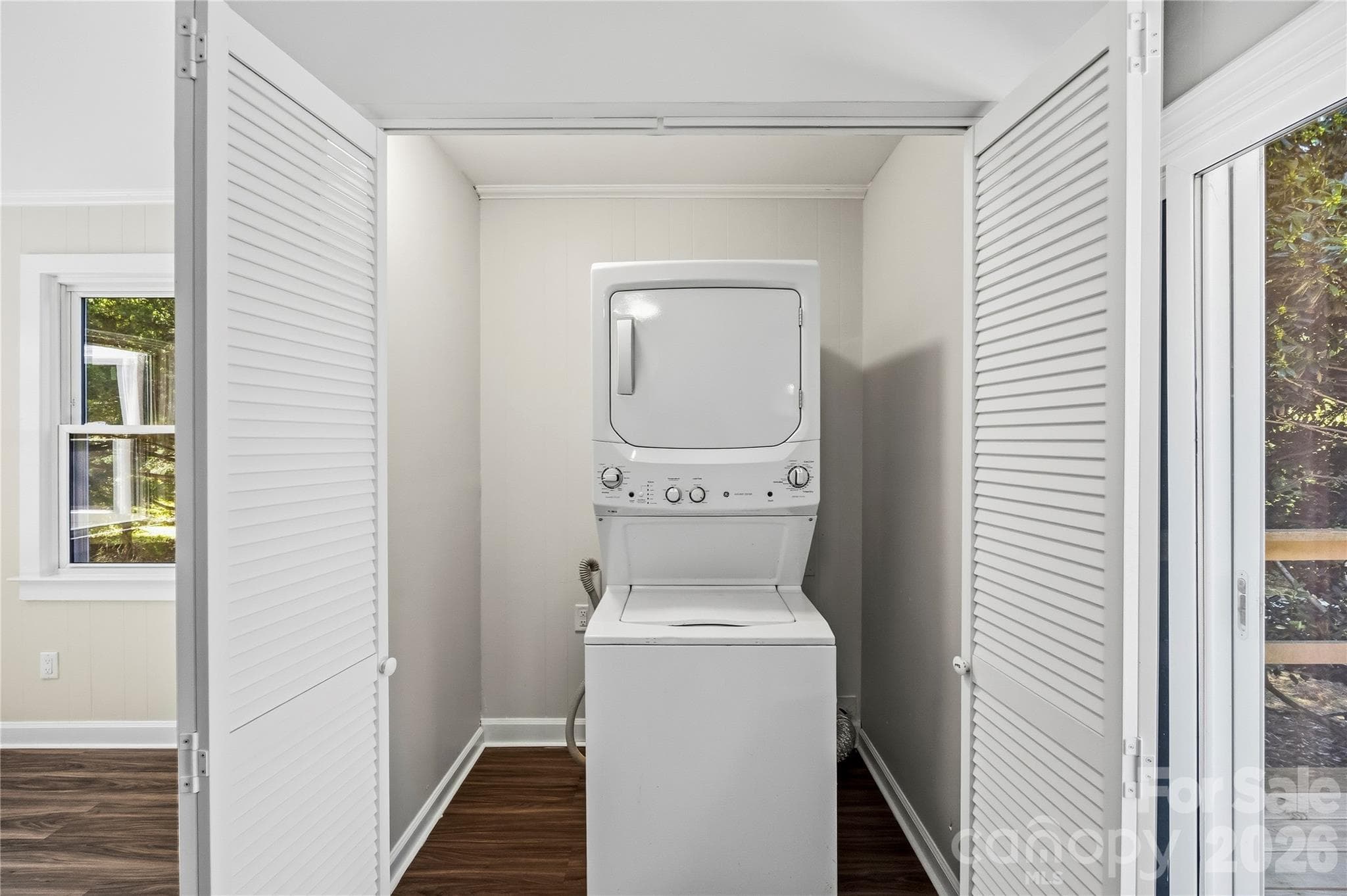 Single Family Residence at 915 Skyway Drive, Kannapolis, photo 19 of 29