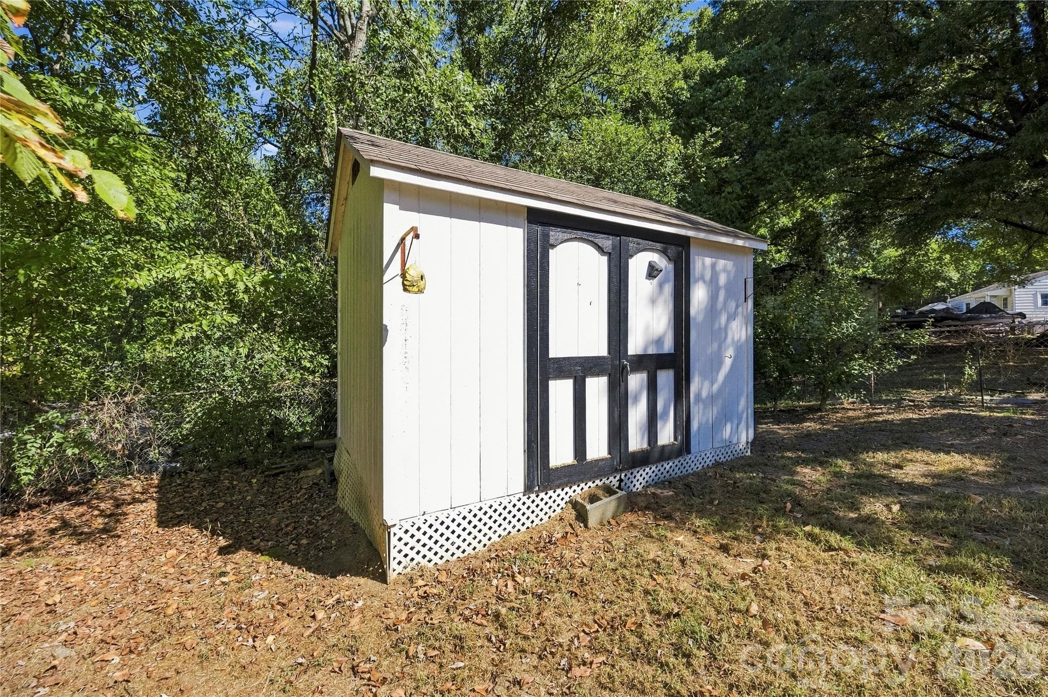 Single Family Residence at 915 Skyway Drive, Kannapolis, photo 27 of 29