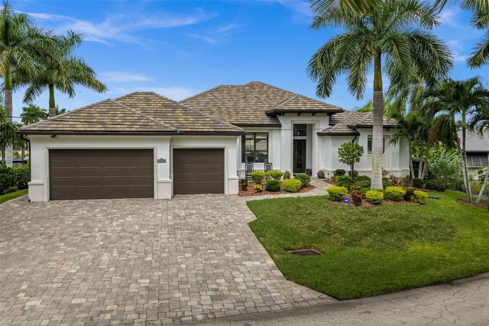 5205 SUNSET CT