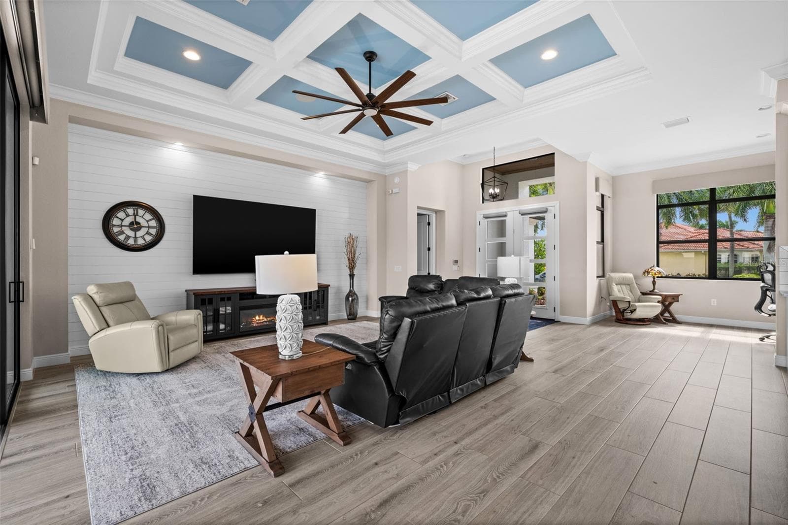A view toward the front entry - 5205 SUNSET CT, CAPE CORAL