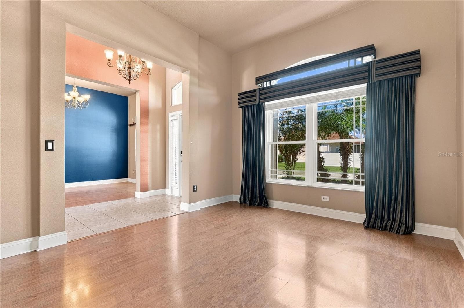 Single Family Residence at 10606 CLOUDVIEW DR, ORLANDO, photo 5 of 41