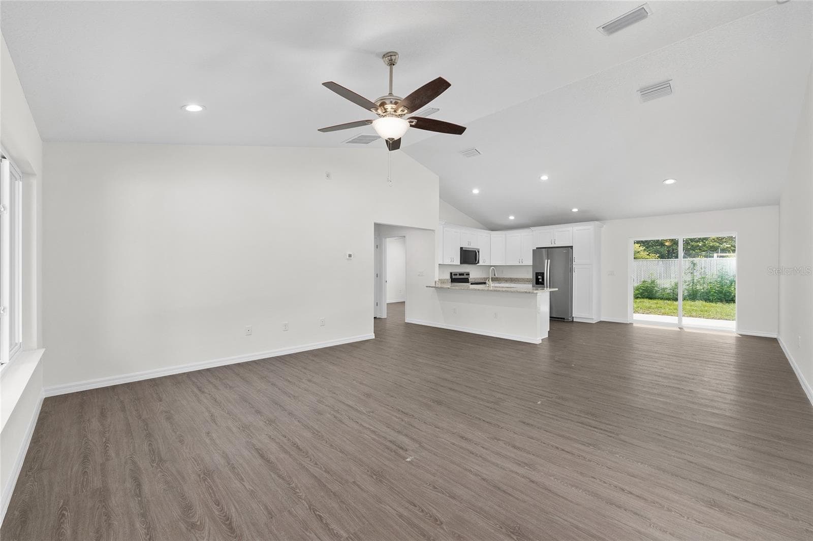 Single Family Residence at 14706 SW 79TH TERRACE RD, OCALA, photo 11 of 37