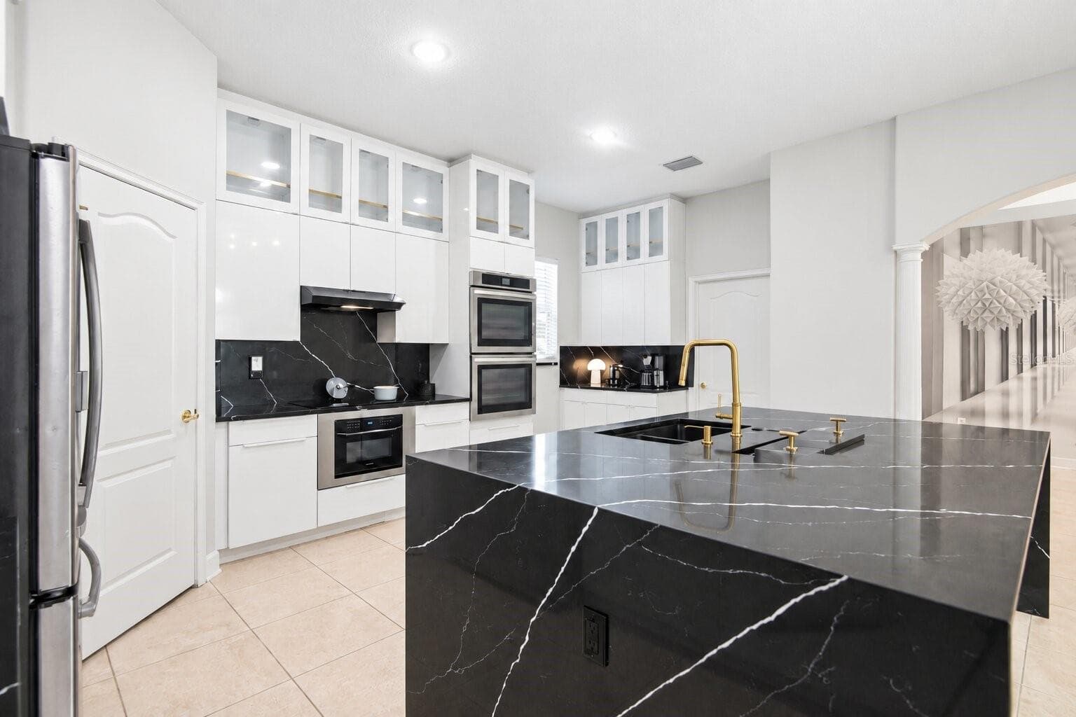 Single Family Residence at 19930 DOLORES ANN CT, LUTZ, photo 15 of 37