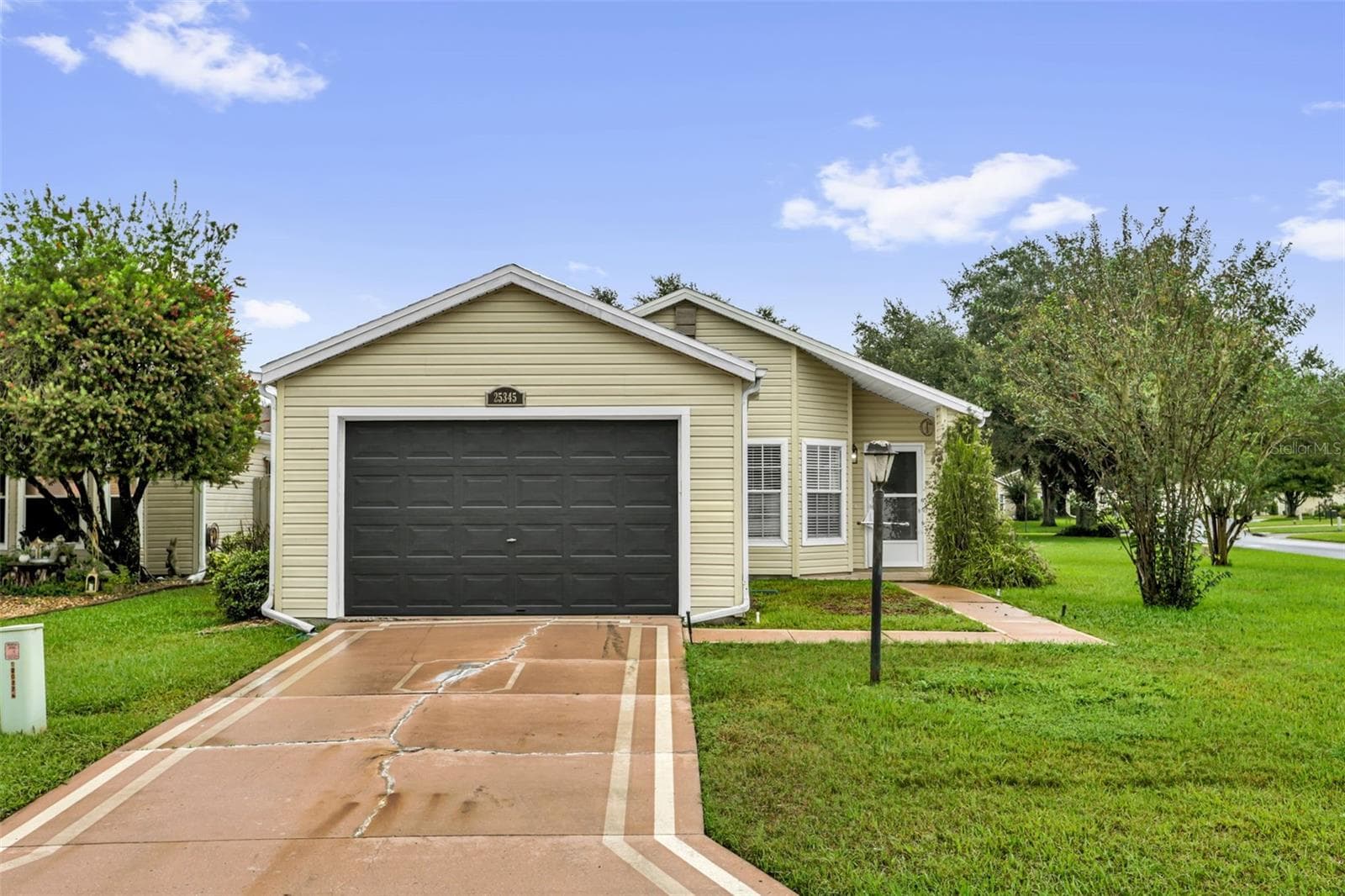 25345 GREEN HERON DR