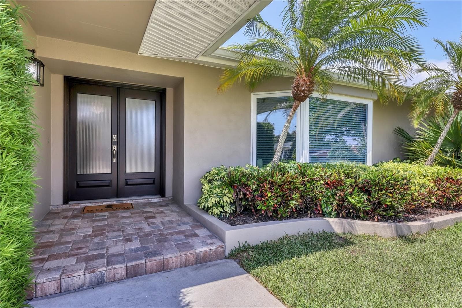 Single Family Residence at 3671 AVOCADO RD, LARGO, photo 5 of 36
