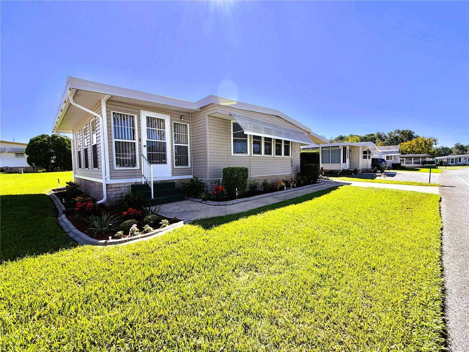 Mobile Home at 307 HAWTHORNE BLVD, LEESBURG, photo 52 of 58