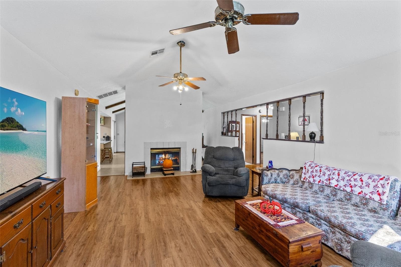 Living room to foyer - 2350 BRONCO DR, ST CLOUD