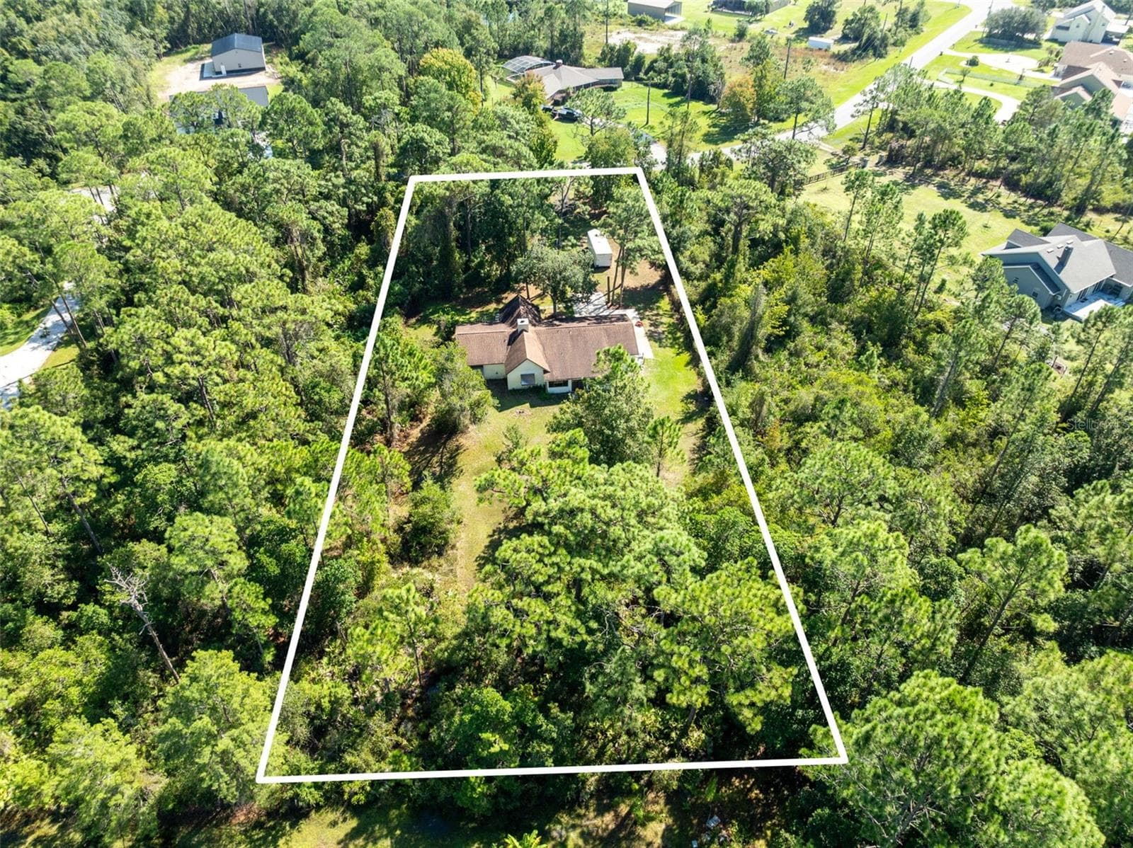 1 acre lot! - 2350 BRONCO DR, ST CLOUD