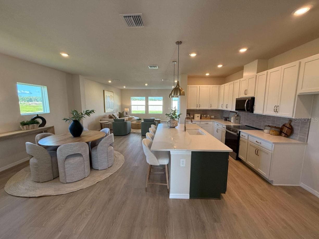 Kitchen - 3712 JONS LAKEVIEW ST, PLANT CITY