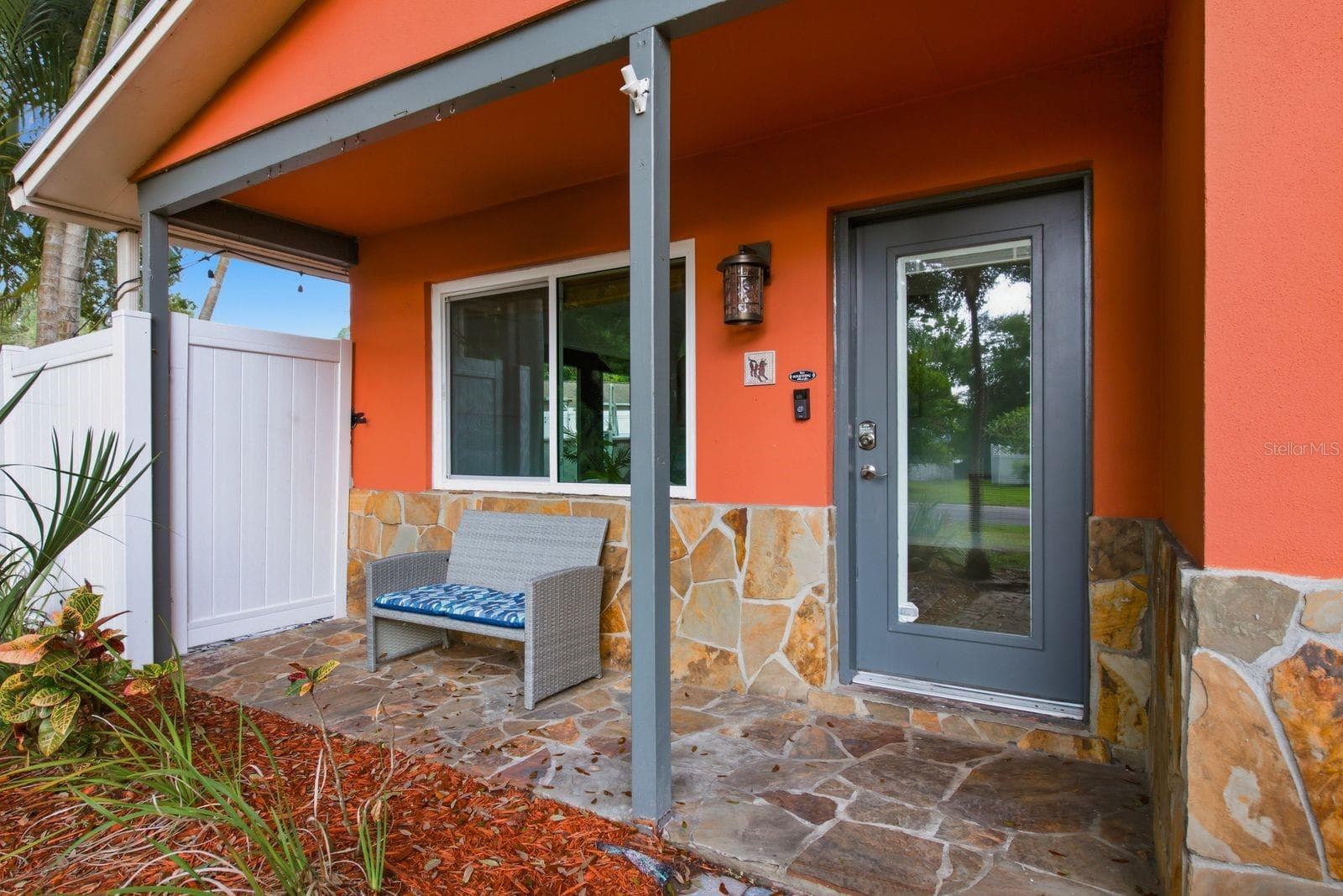 Single Family Residence at 961 LEXINGTON DR, DUNEDIN, photo 3 of 57
