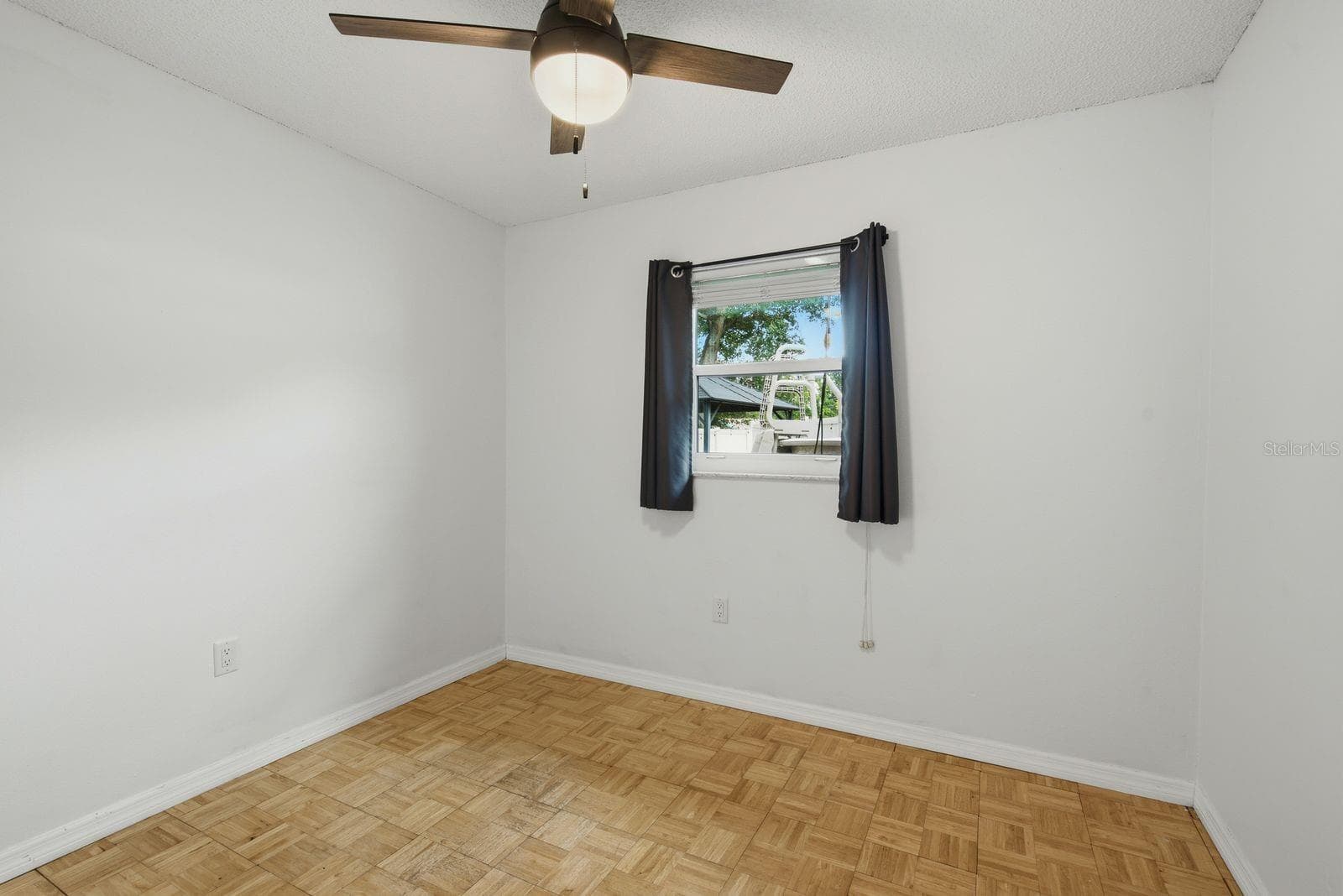 Single Family Residence at 961 LEXINGTON DR, DUNEDIN, photo 39 of 57