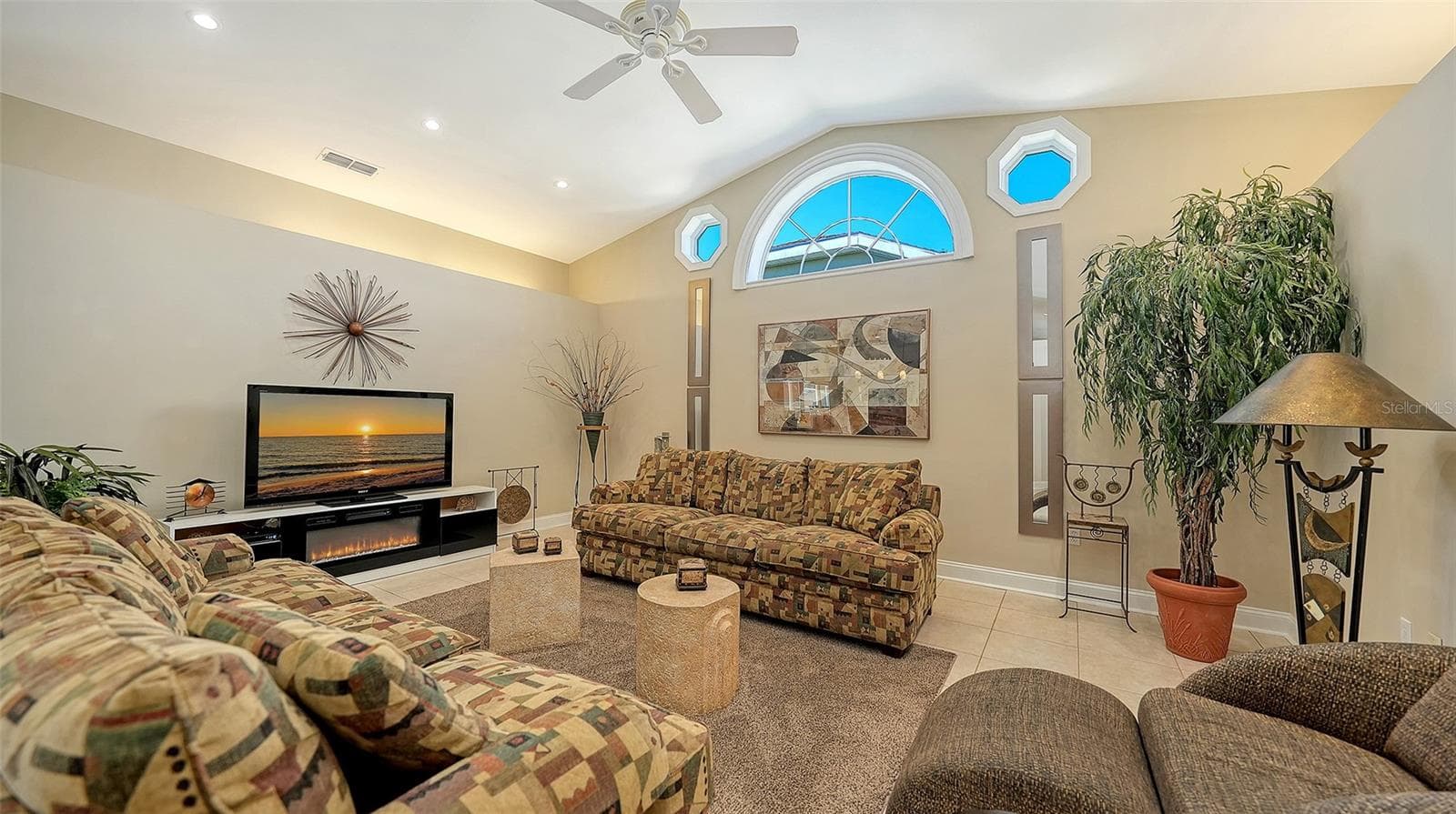 Single Family Residence at 7975 MONTICELLO LN, SARASOTA, photo 22 of 59