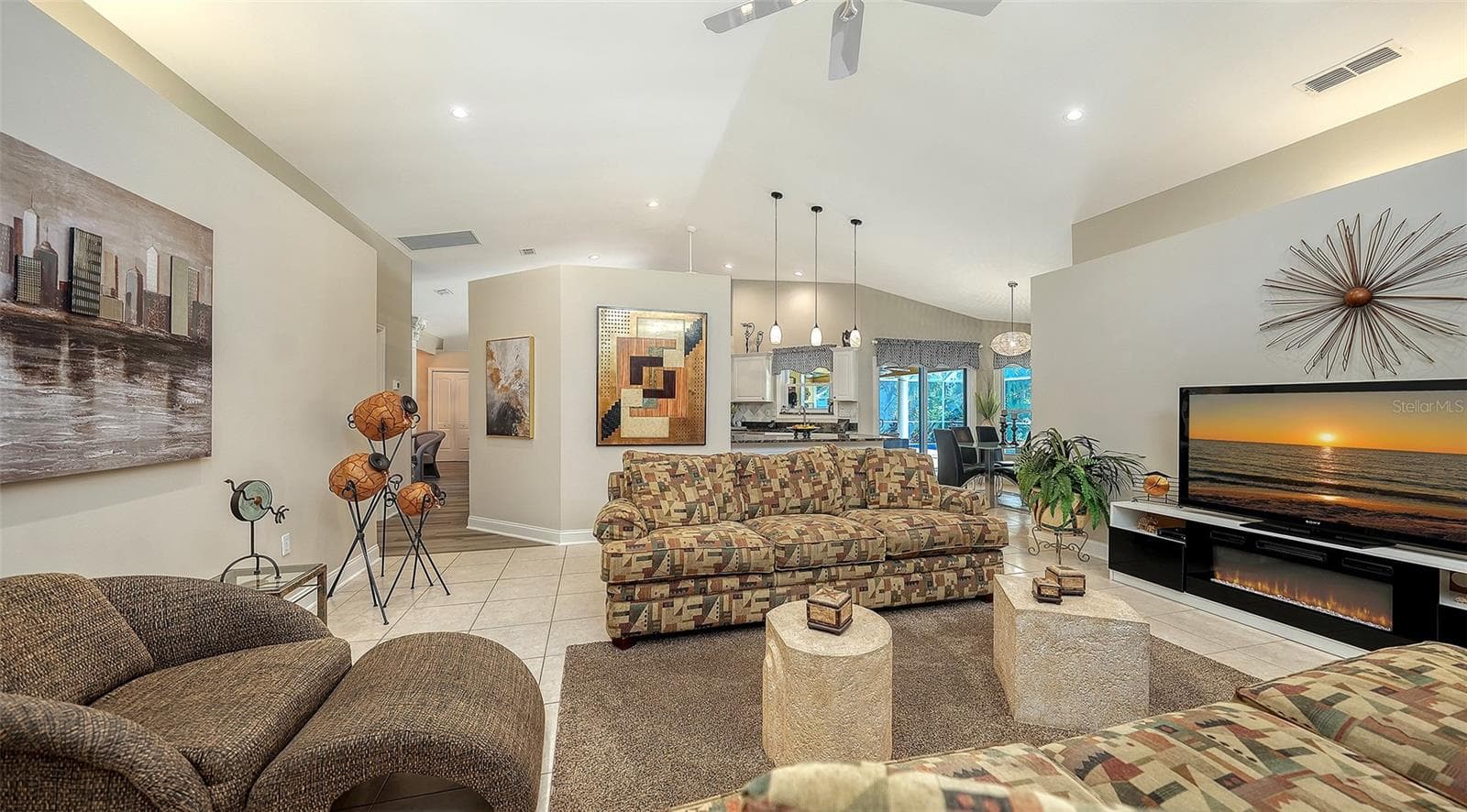 Single Family Residence at 7975 MONTICELLO LN, SARASOTA, photo 25 of 59