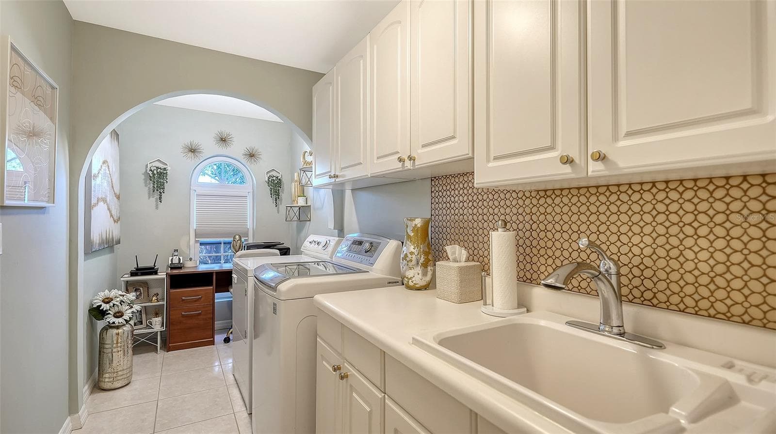 Single Family Residence at 7975 MONTICELLO LN, SARASOTA, photo 51 of 59