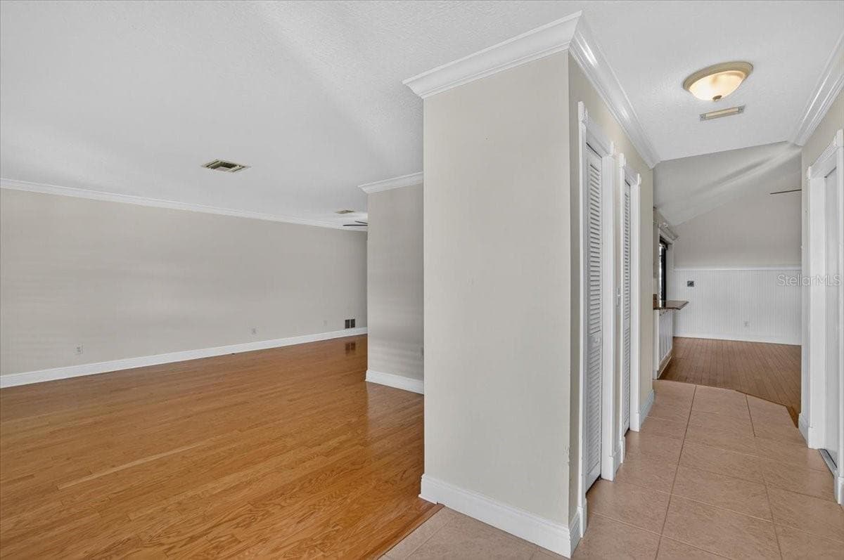 Single Family Residence at 7604 19TH AVENUE DR W, BRADENTON, photo 4 of 51