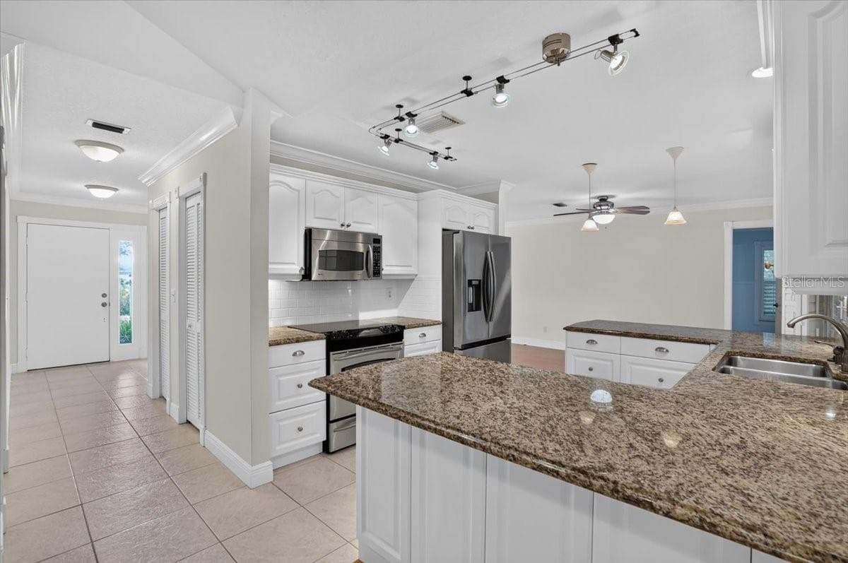 Single Family Residence at 7604 19TH AVENUE DR W, BRADENTON, photo 17 of 51
