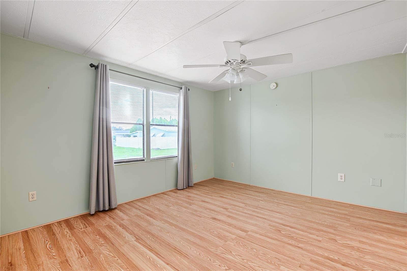 primary bedroom - 5716 PAWNEE ST, ZEPHYRHILLS