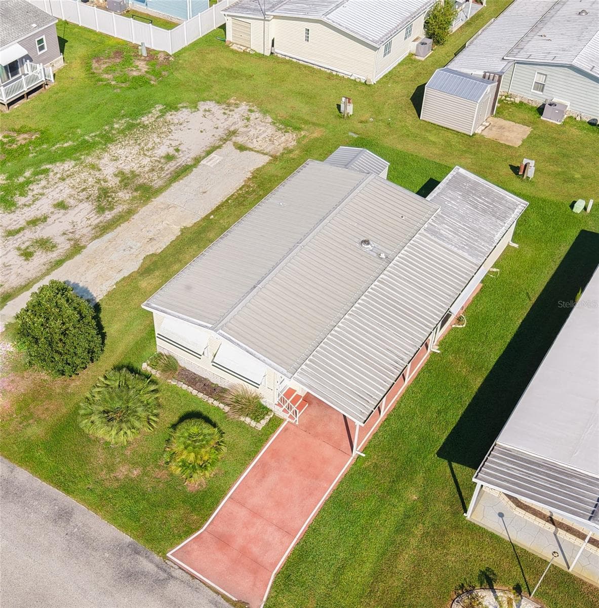 Manufactured Home at 5716 PAWNEE ST, ZEPHYRHILLS, photo 39 of 56