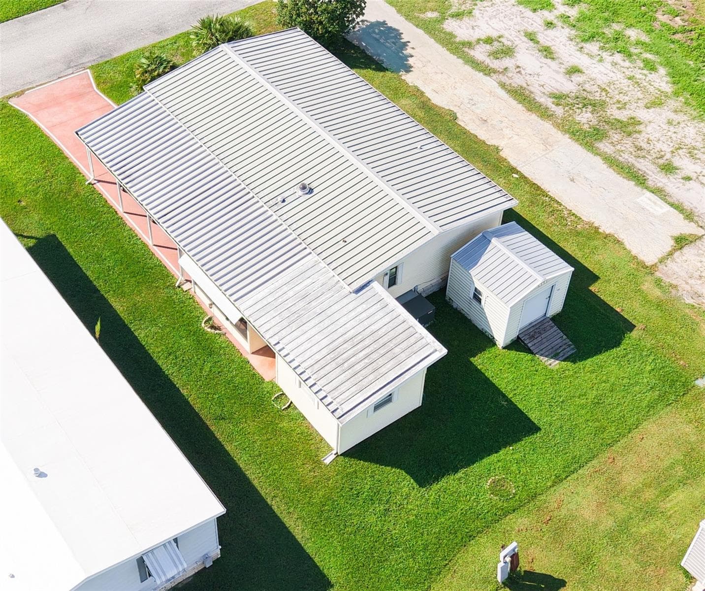Manufactured Home at 5716 PAWNEE ST, ZEPHYRHILLS, photo 40 of 56