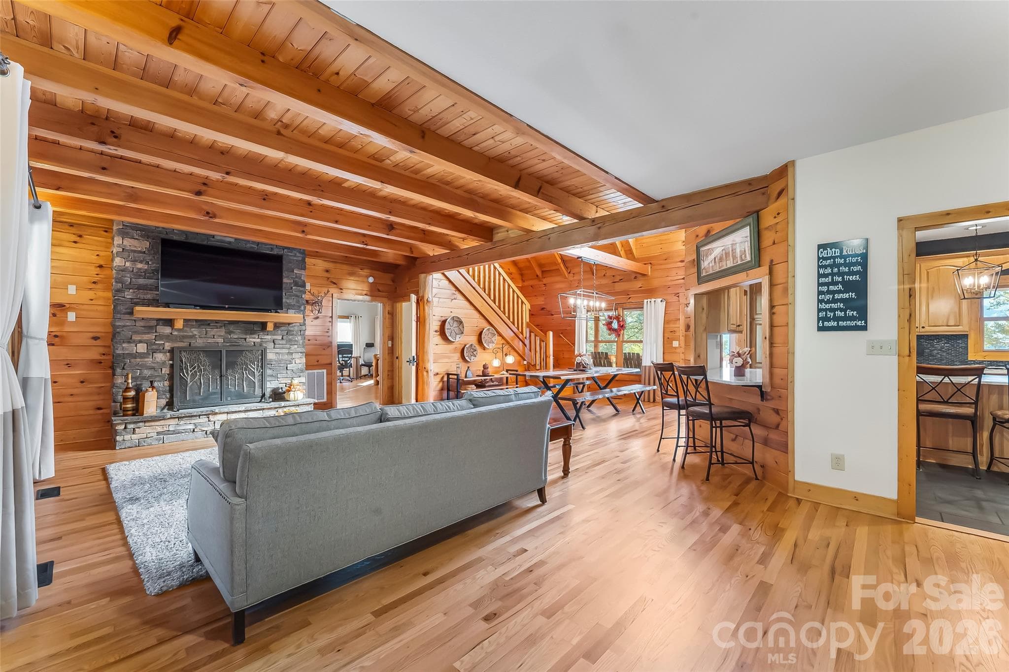 Single Family Residence at 101 Trinity Drive, Clyde, photo 6 of 47