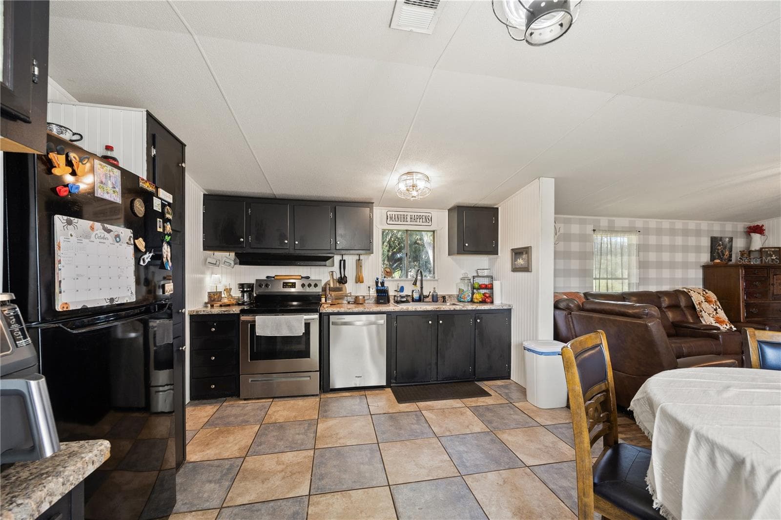 Manufactured Home at 2531 CR 546A, BUSHNELL, photo 25 of 99