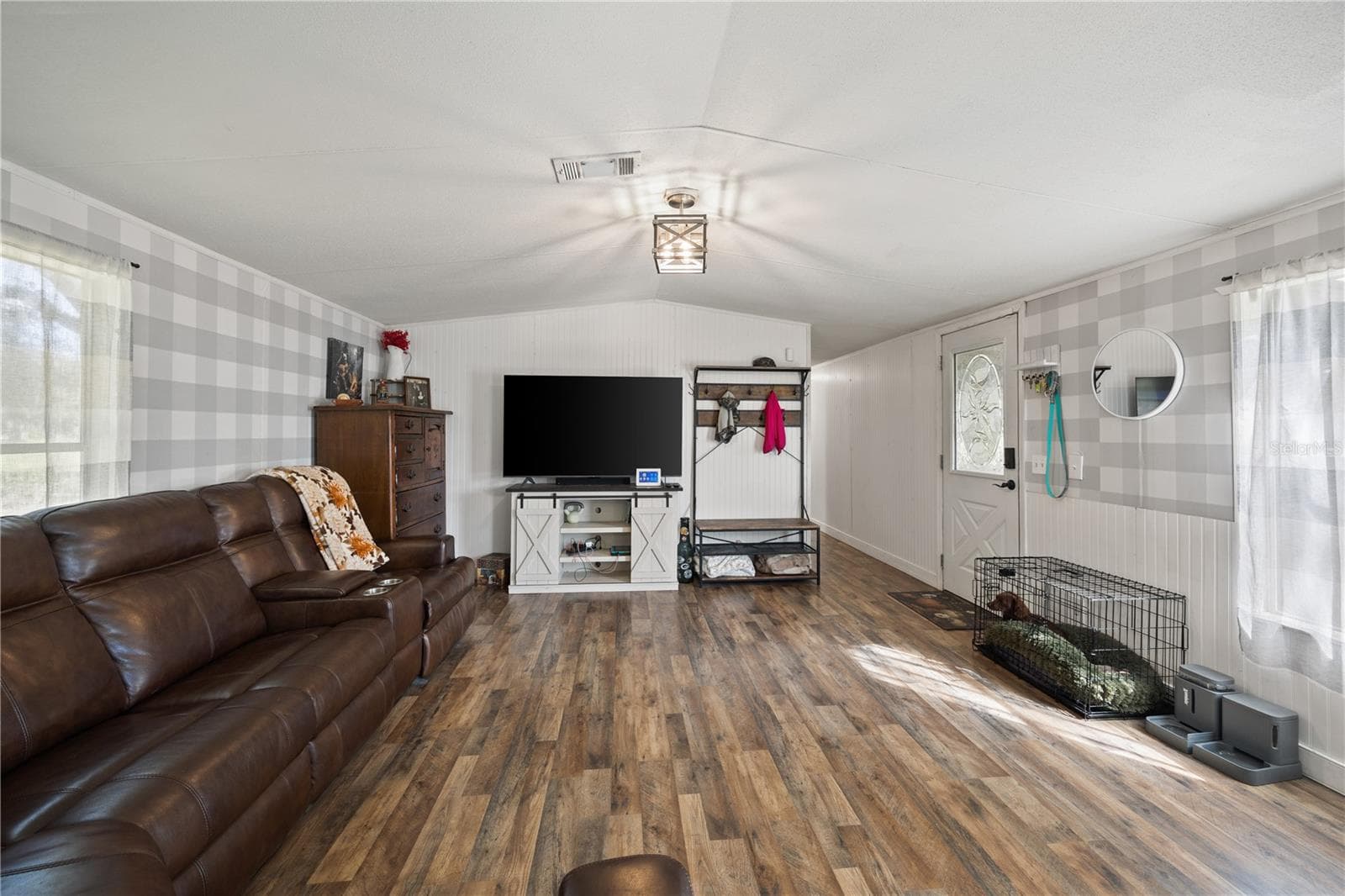 Manufactured Home at 2531 CR 546A, BUSHNELL, photo 37 of 99
