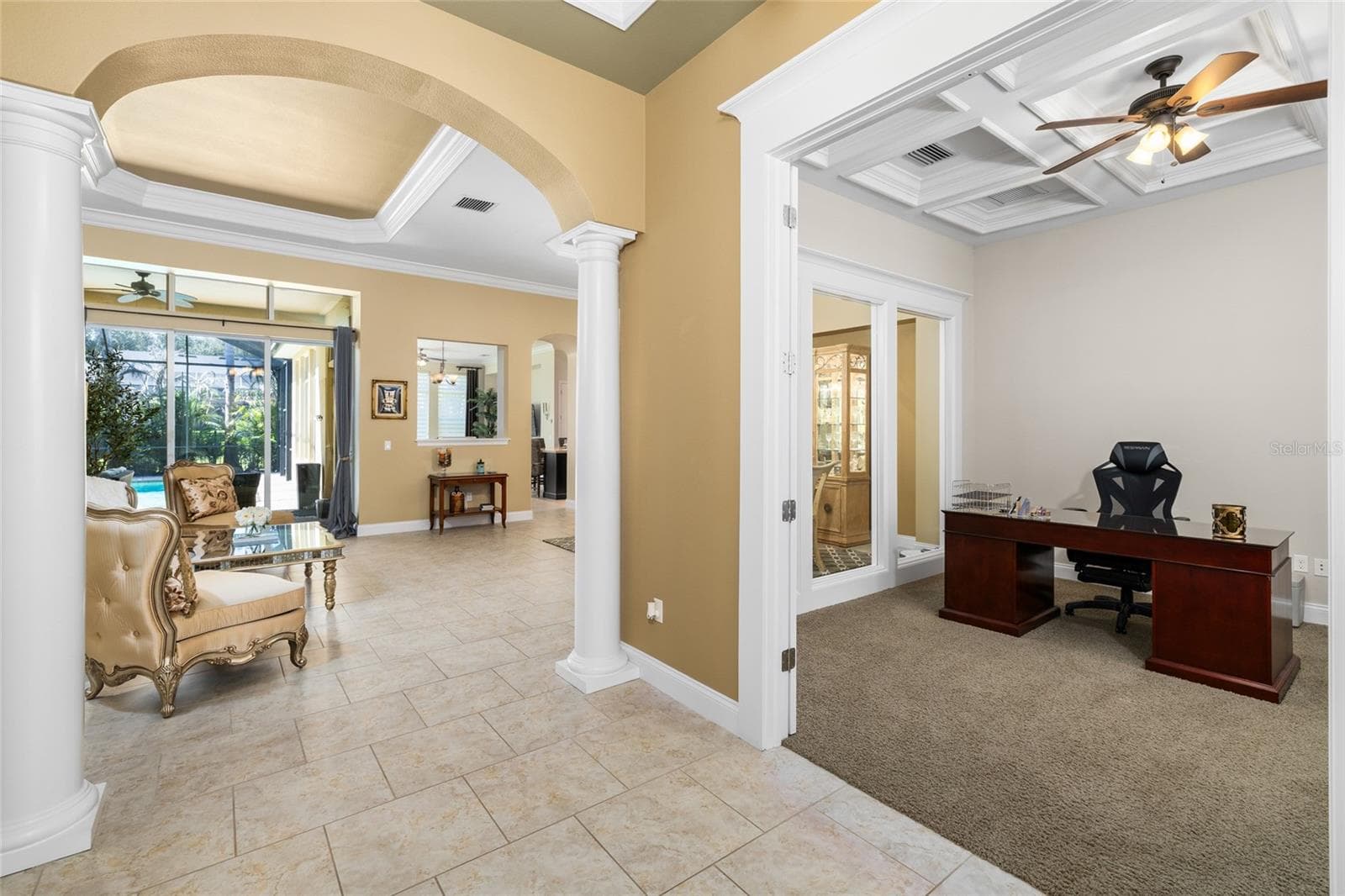 Single Family Residence at 5915 ALANA LEIGH PL, LITHIA, photo 10 of 86