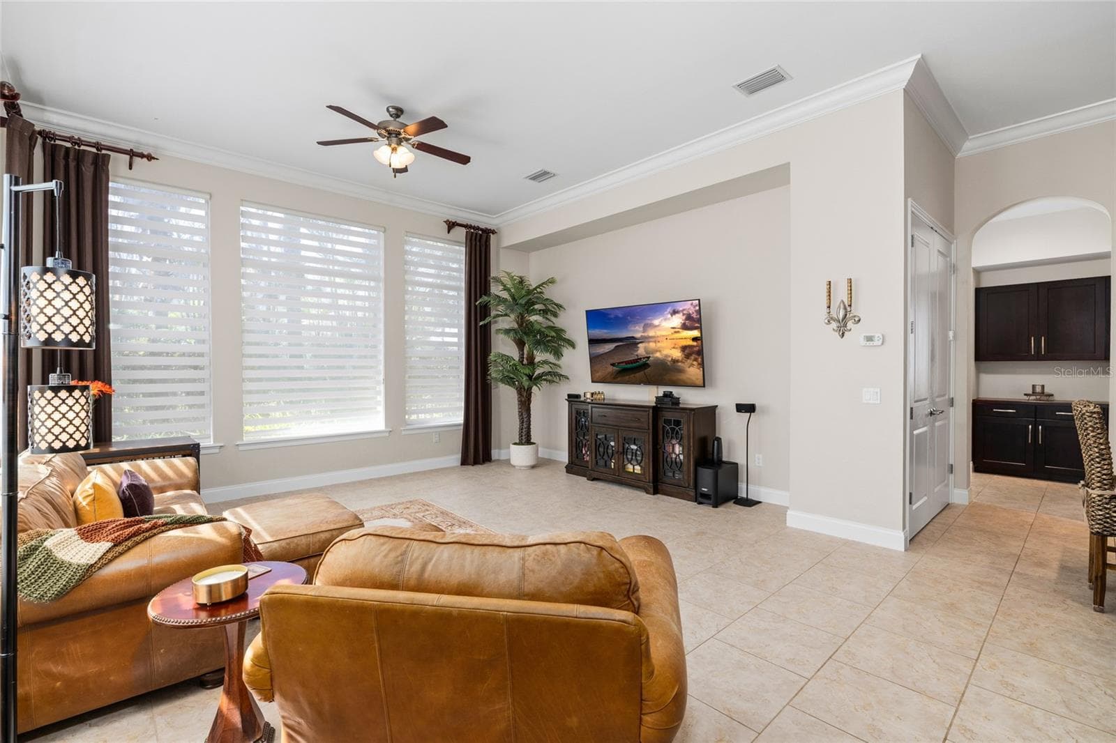 Single Family Residence at 5915 ALANA LEIGH PL, LITHIA, photo 19 of 86