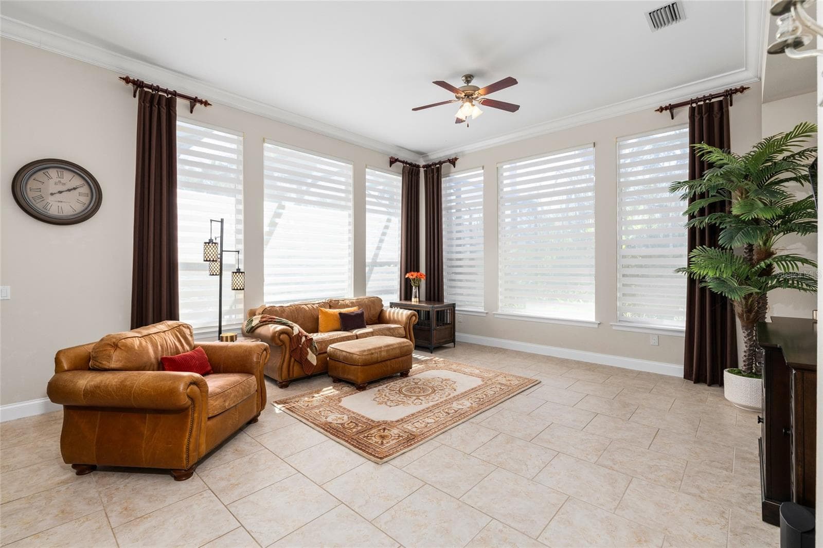 Single Family Residence at 5915 ALANA LEIGH PL, LITHIA, photo 20 of 86