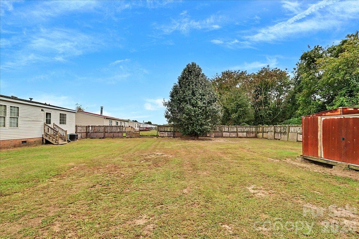 Single Family Residence at 111 Magnolia Gardens Drive, Jacksonville, photo 31 of 32
