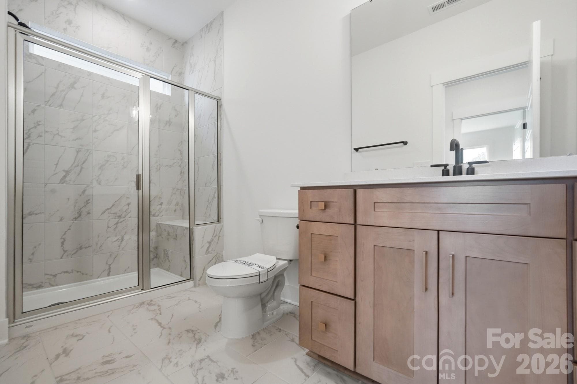 Guest Bathroom - 4475 Blue Mound Court, Stanley
