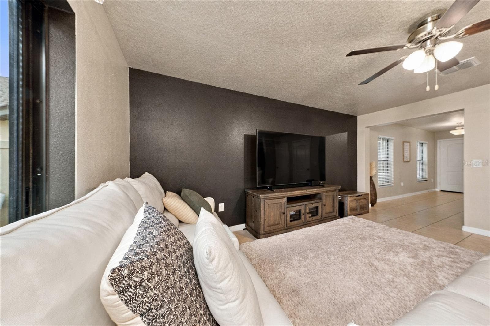 Single Family Residence at 2227 CASPIAN DR, LAKELAND, photo 9 of 32