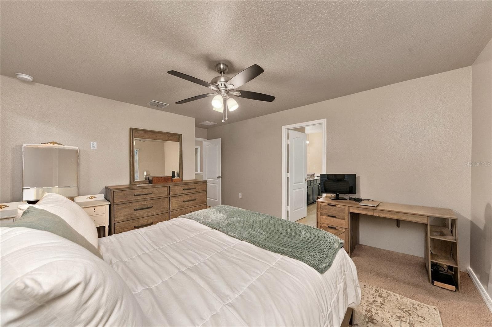 Single Family Residence at 2227 CASPIAN DR, LAKELAND, photo 11 of 32