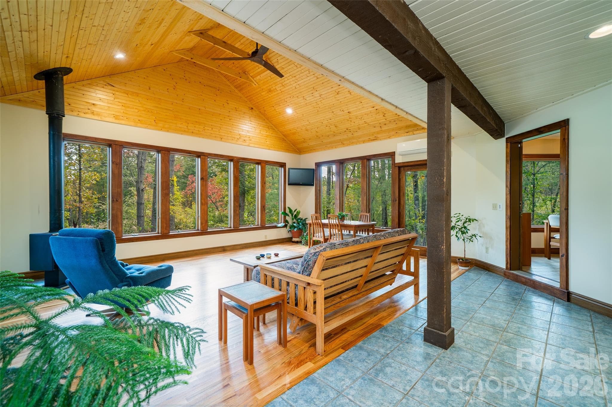 Single Family Residence at 2 Dogwood Lane, Fletcher, photo 18 of 36