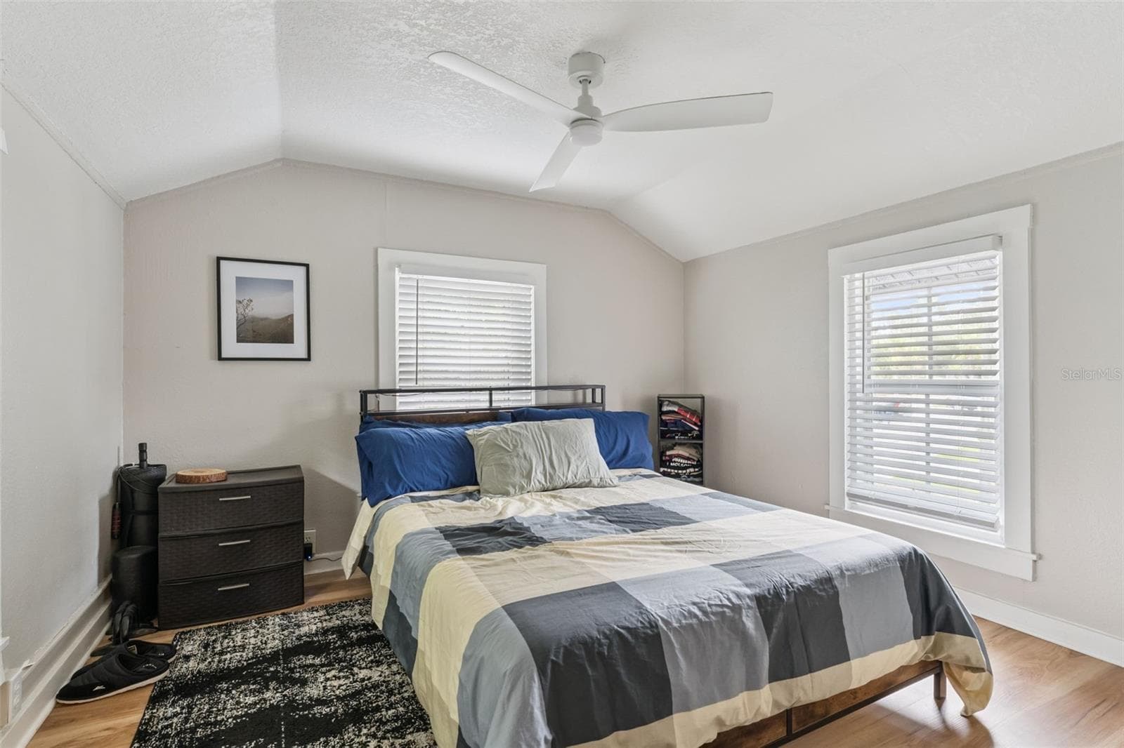 Upstairs 2/1 - 1438 CATHERINE ST, ORLANDO